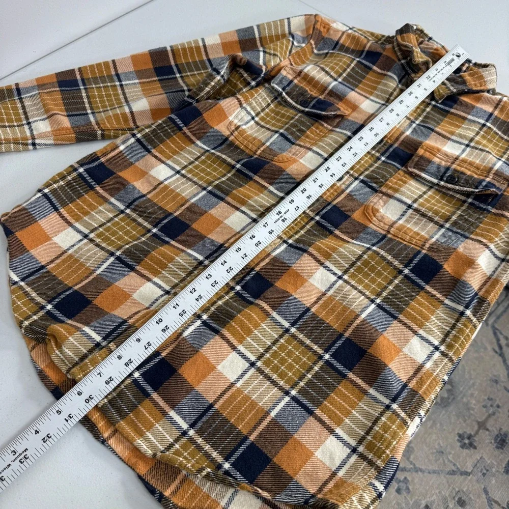 Filson Vintage Flannel Work Shirt Mens M Navy Cumin Plaid Thick Brushed Cotton
